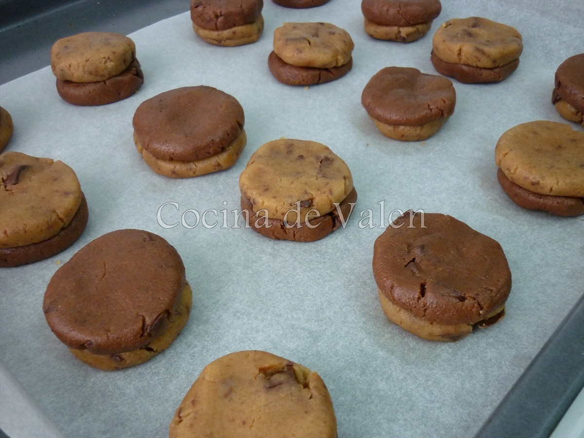 Galletas Dobles de Chocolate y Vainilla con chispas de chocolate - Cocina de Valen