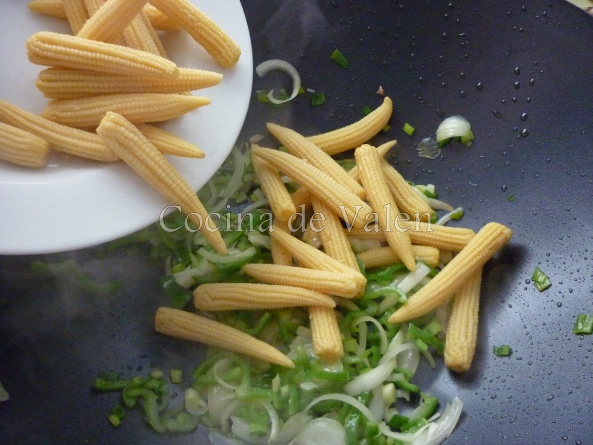 Tallarines con Pollo en Salsa de Ostras (Wok) - Cocina de Valen