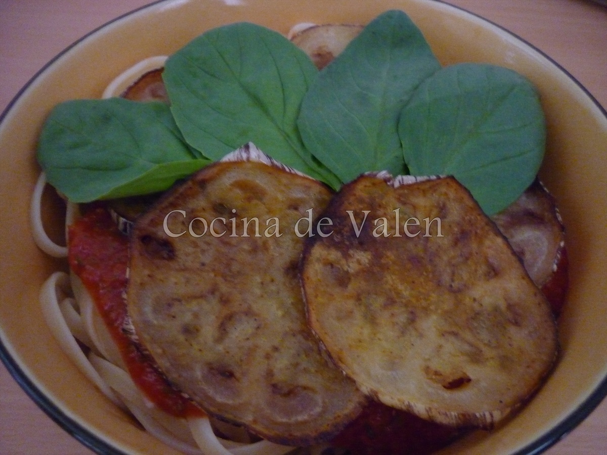 Tomattina con topping de Berenjenas y Albahaca (Salsa para pasta) - Cocina de Valen