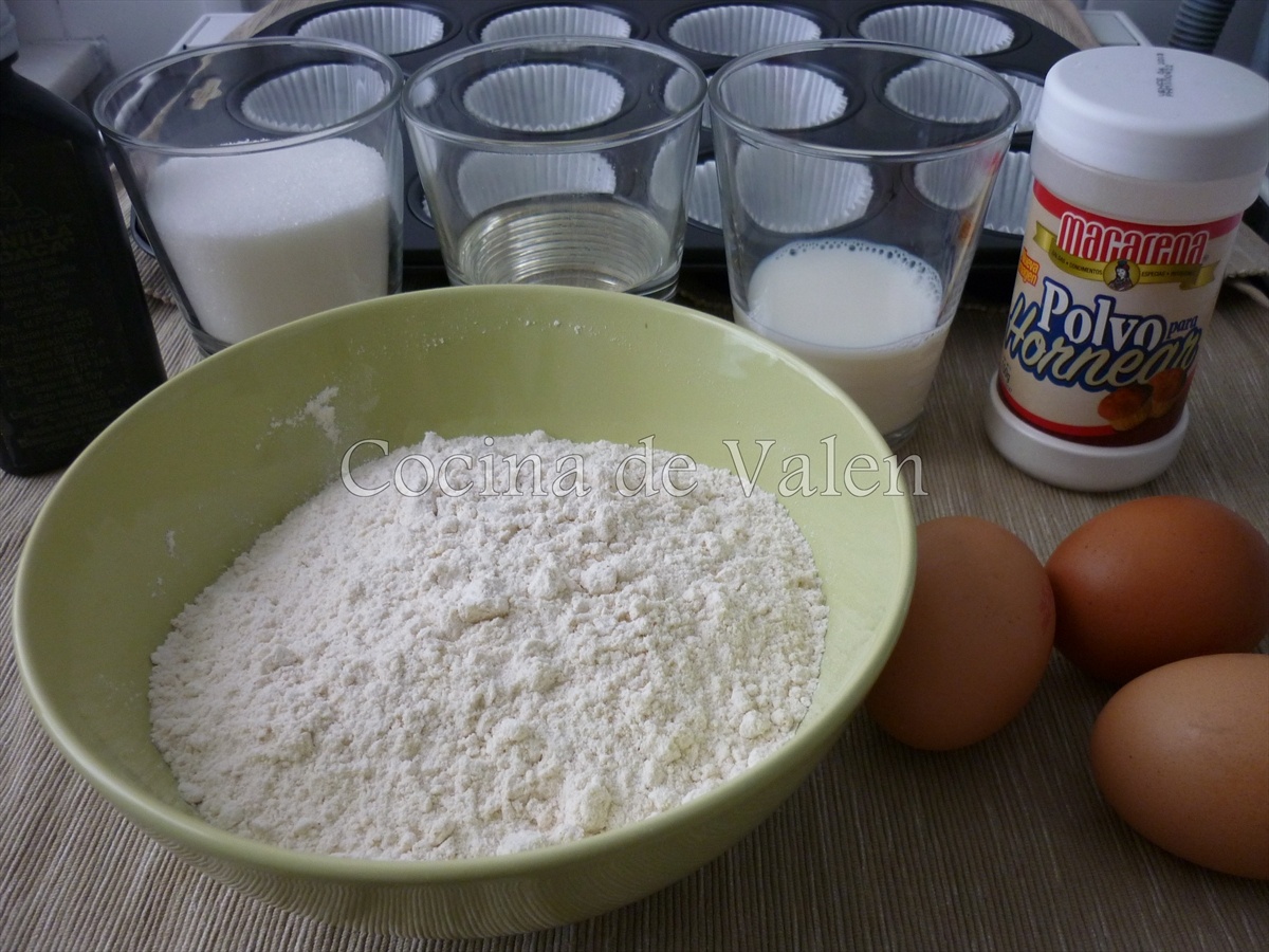 Magdalenas o ponquecitos de vainilla con topping de nutella - Cocina de Valen