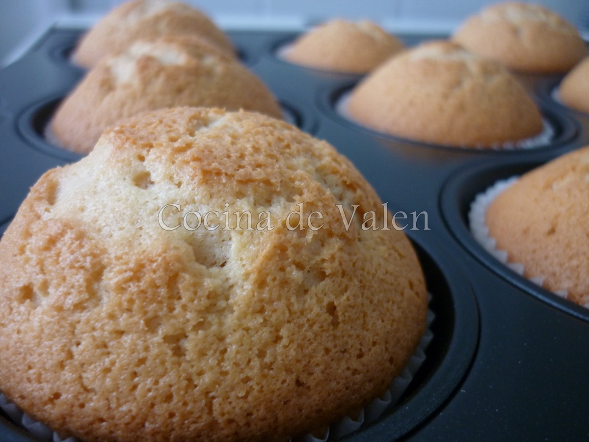 Magdalenas o ponquecitos de vainilla con topping de nutella - Cocina de Valen
