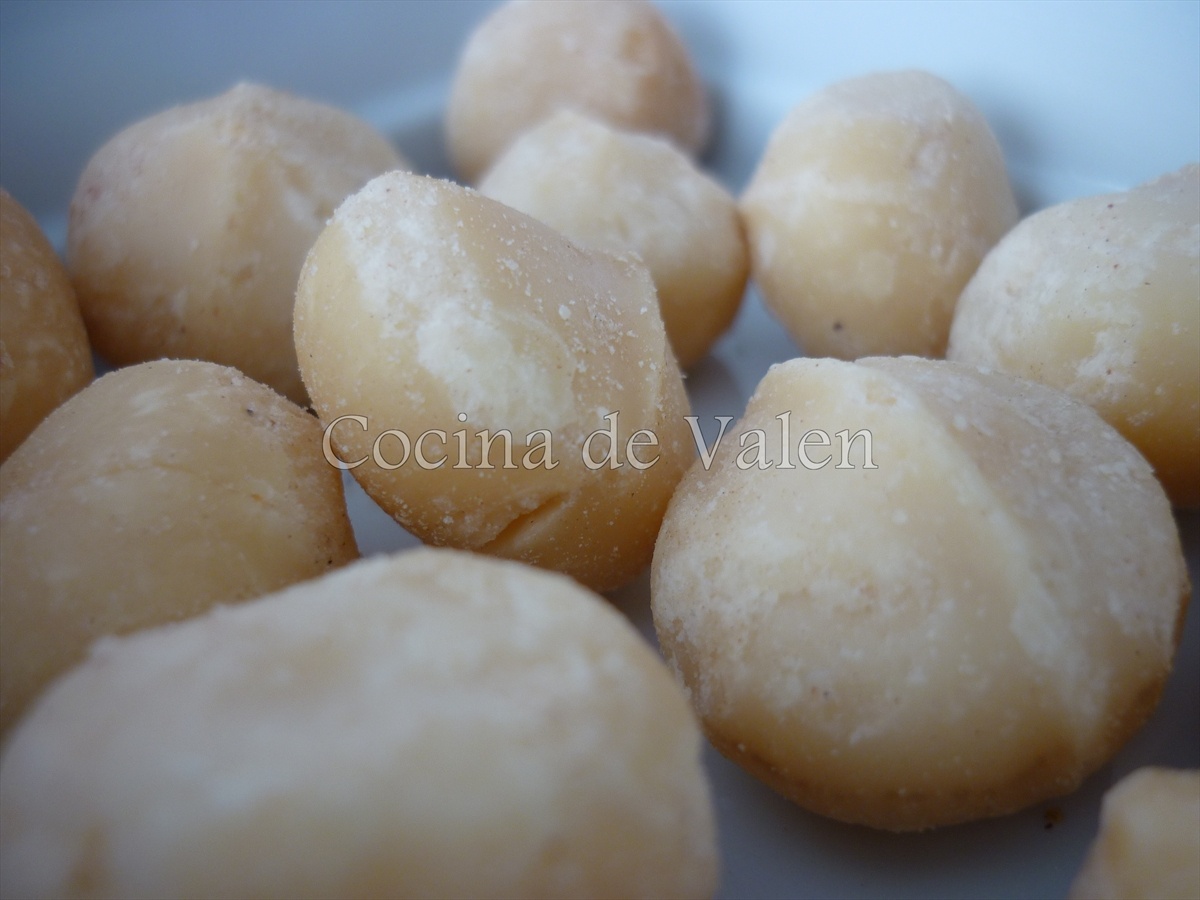 Muffins de Arándanos y nueces de macadamia rellenos de queso cema - Cocina de Valen