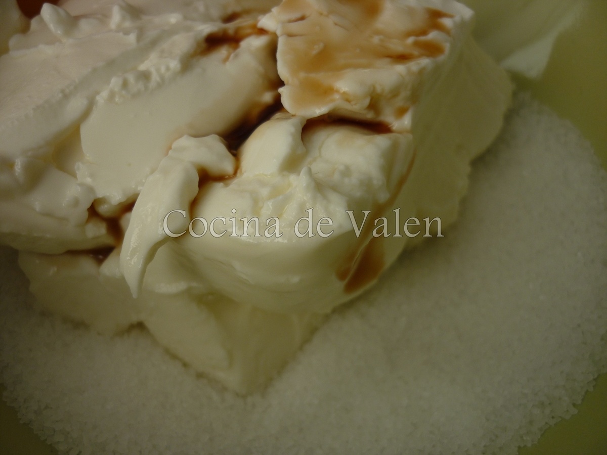 Muffins de Arándanos y nueces de macadamia rellenos de queso cema - Cocina de Valen