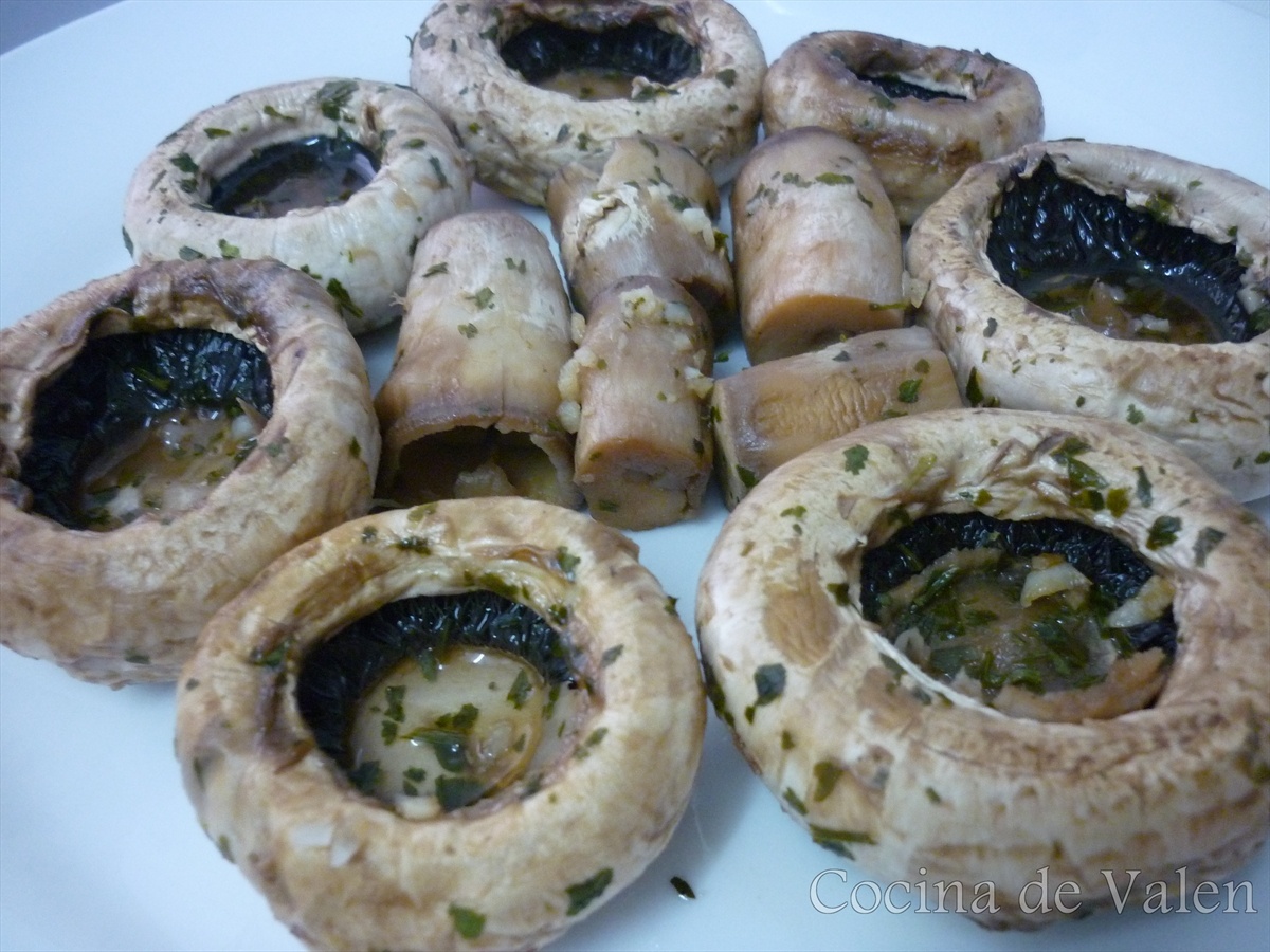Champiñones a la plancha con ajo y perejil - Cocina de Valen
