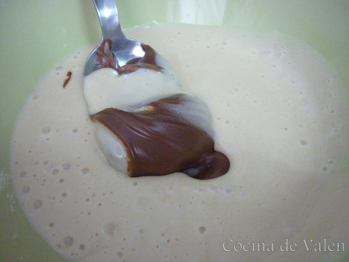 Preparación del Bizcocho marmolado con semillas de amapola