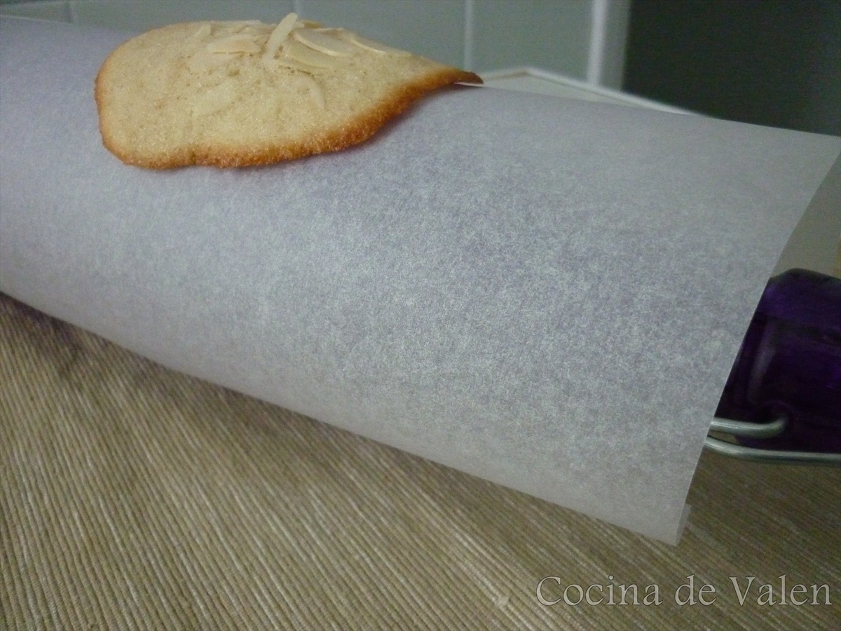 Tejas de Almendras - Cocina de Valen Tejas de Almendras