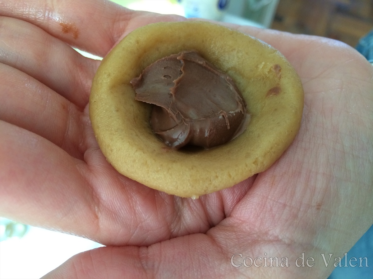 Galletas de vainilla rellenas de nocilla