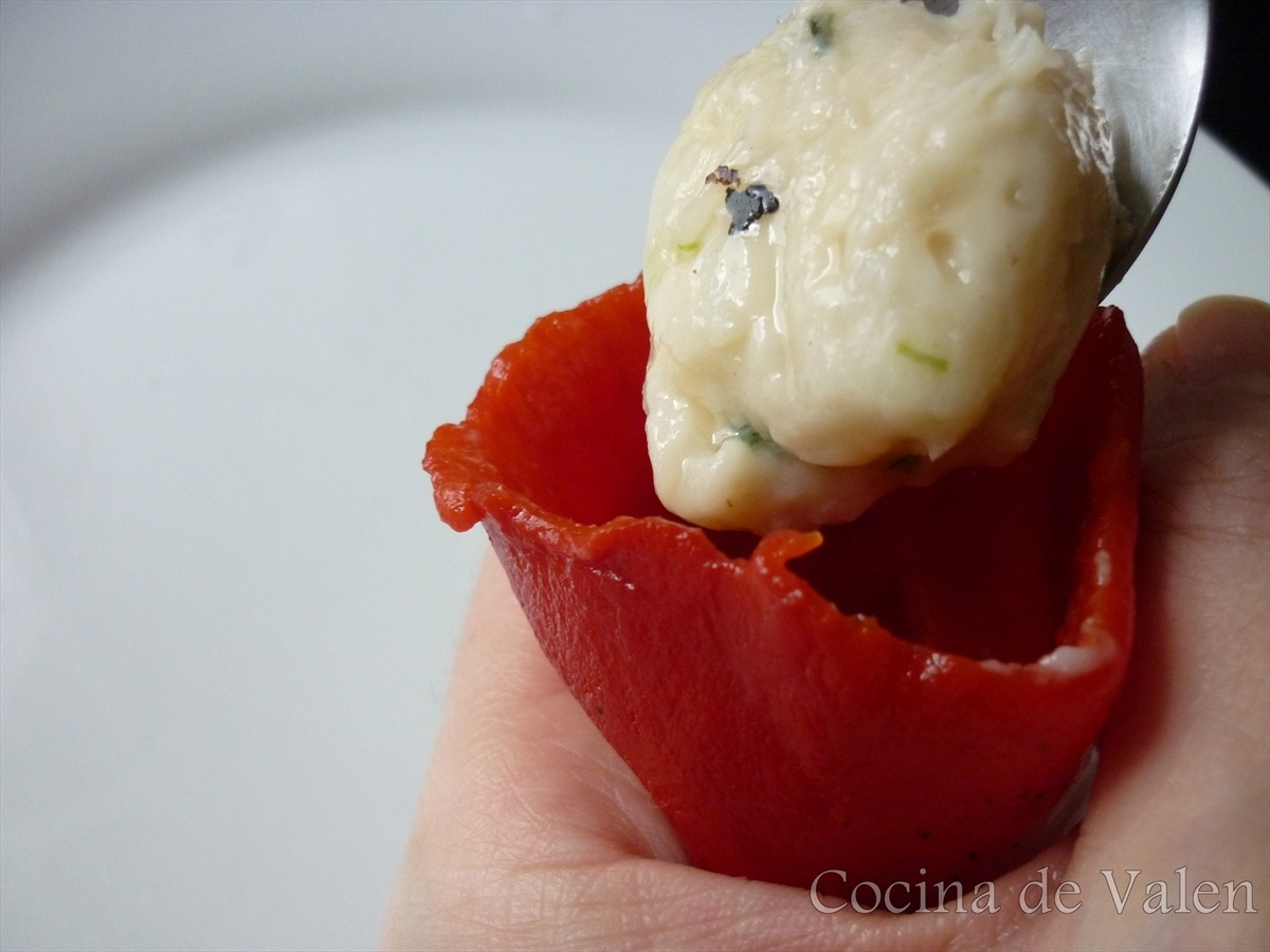 Pimientos del piquillo rellenos de bacalao - Cocina de Valen