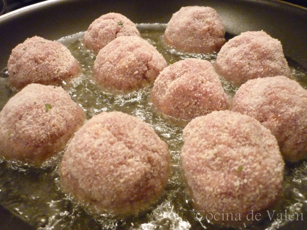 Albóndigas en Salsa de Tomate - Cocina de Valen