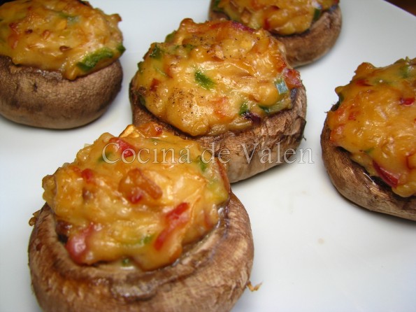 Champiñones rellenos