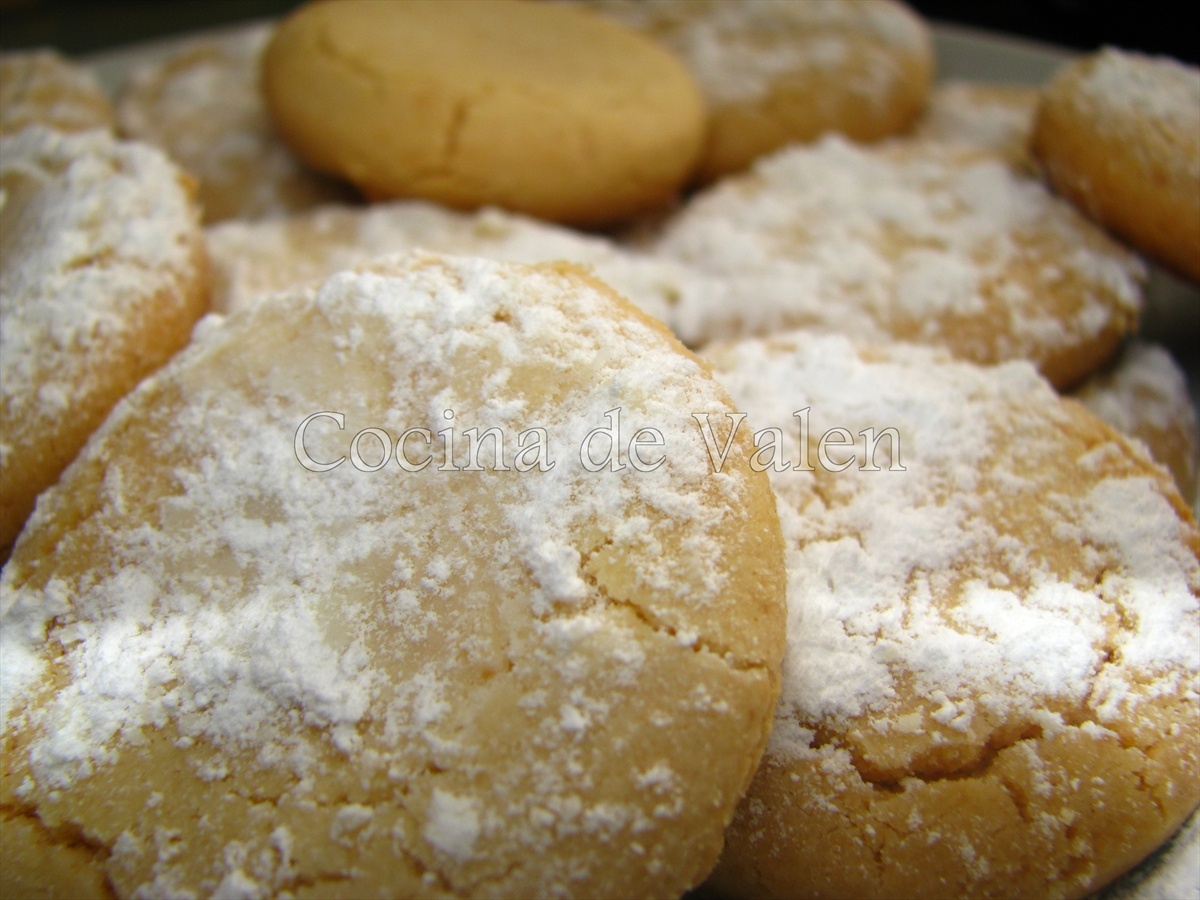 Cómo hacer unos polvorones de almendra - Cocina de Valen
