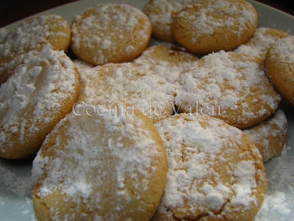Cómo hacer unos polvorones de almendra - Cocina de Valen