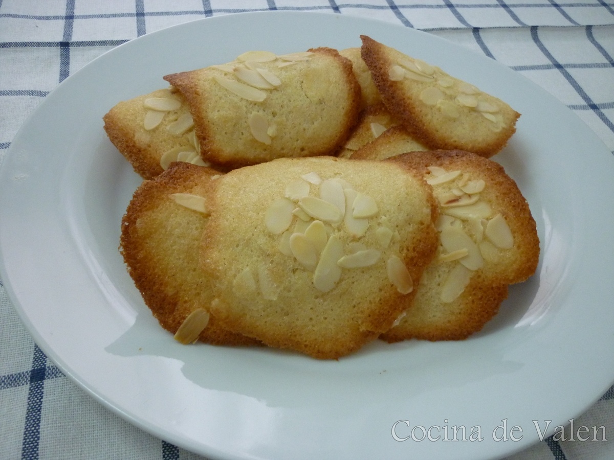 Tejas de Almendras - Cocina de Valen Tejas de Almendras