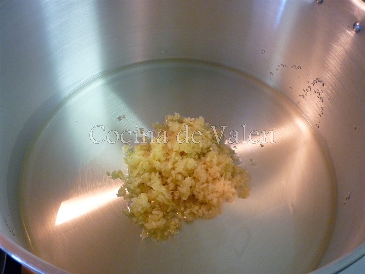 Cómo se prepara el guiso de hallacas - Cocina de Valen