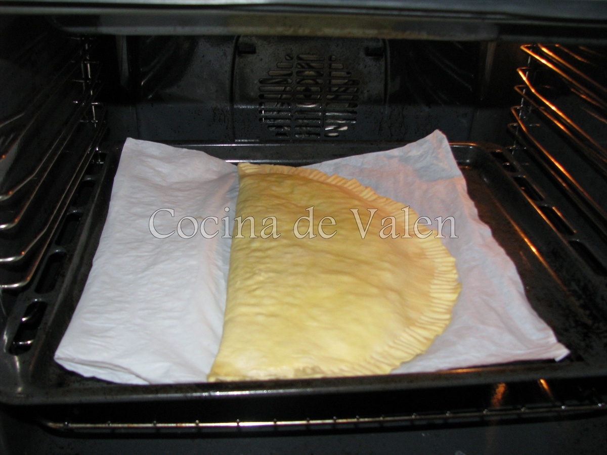 Empanada de hojaldre rellena de carne - Cocina de Valen