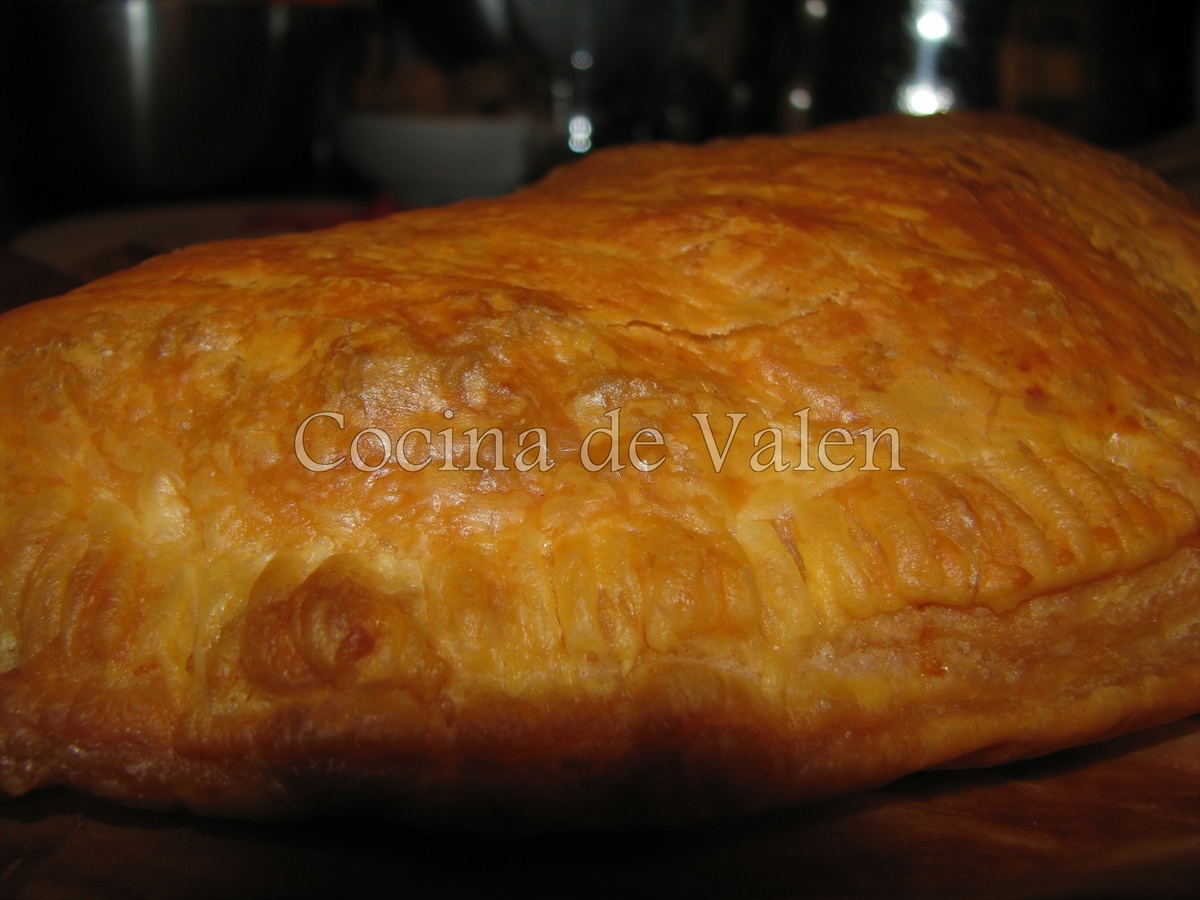 Empanada de hojaldre rellena de carne - Cocina de Valen