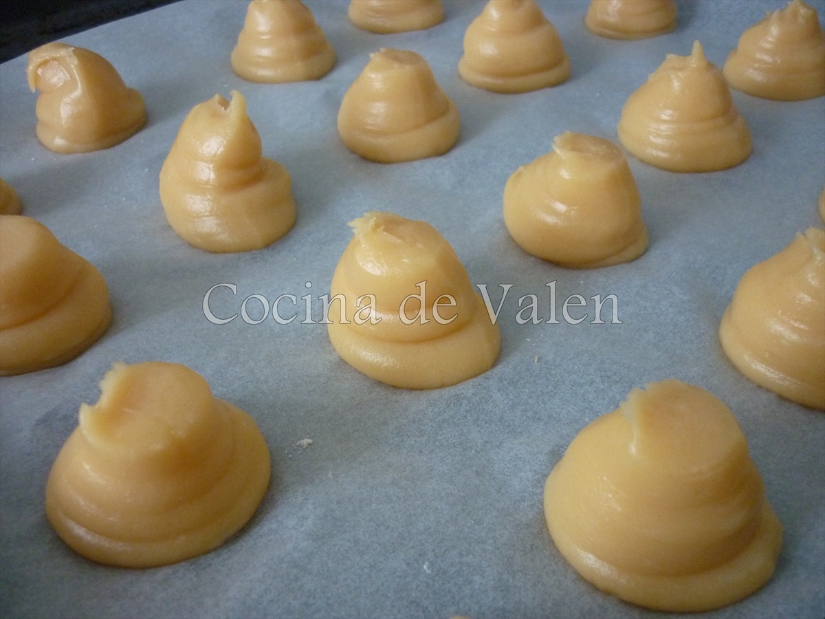 Profiteroles