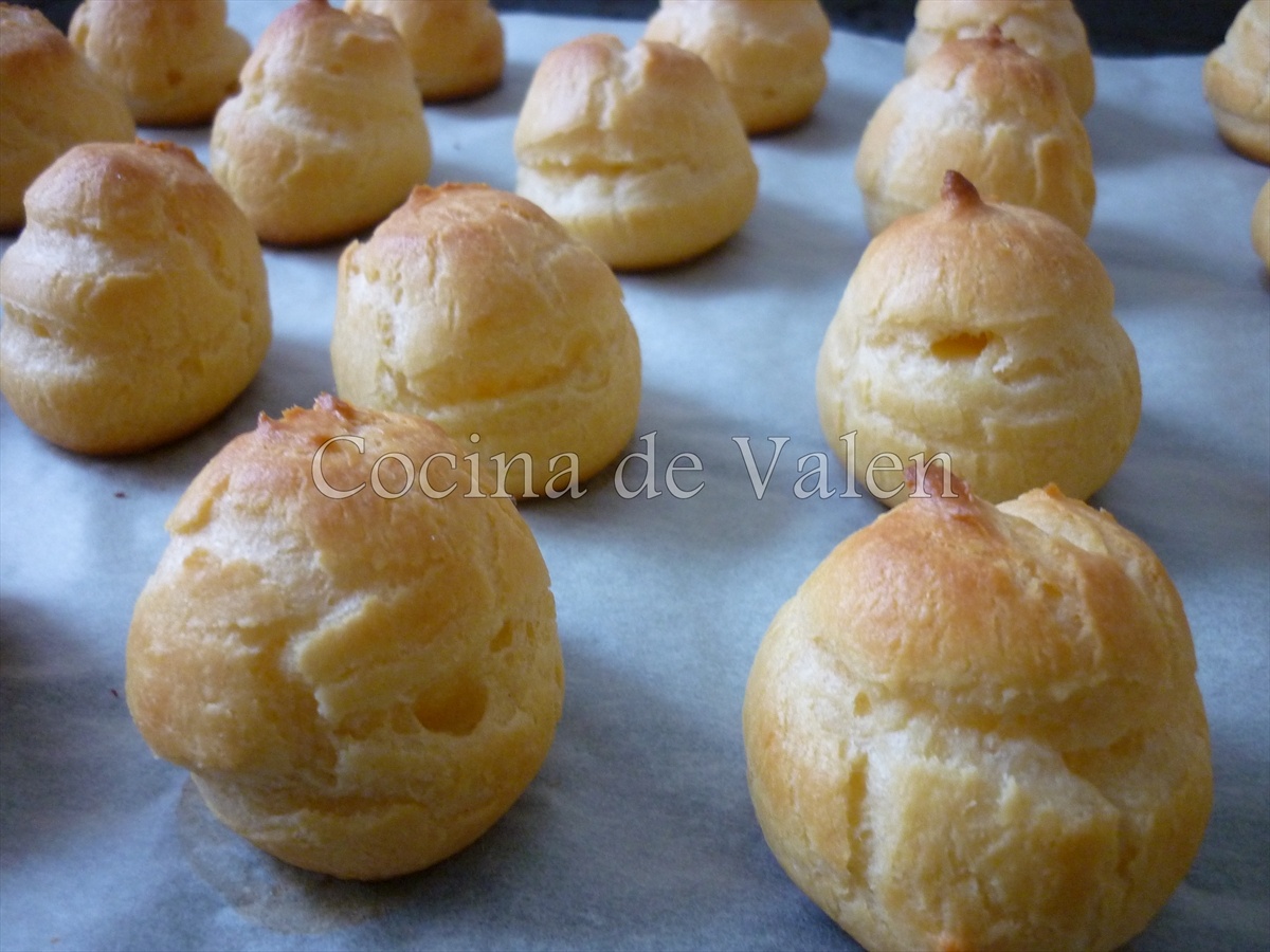 Profiteroles