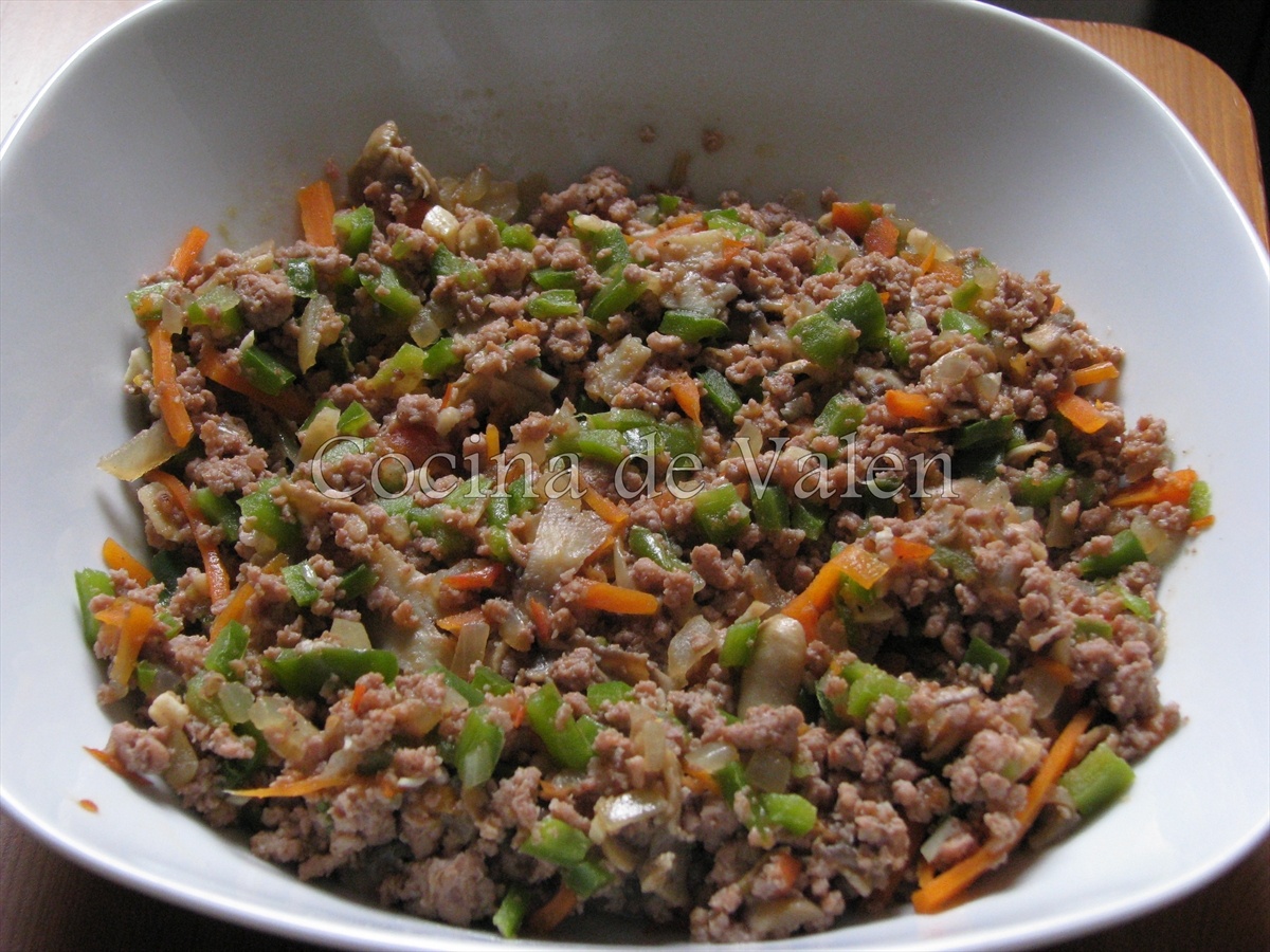 Empanada de hojaldre rellena de carne - Cocina de Valen