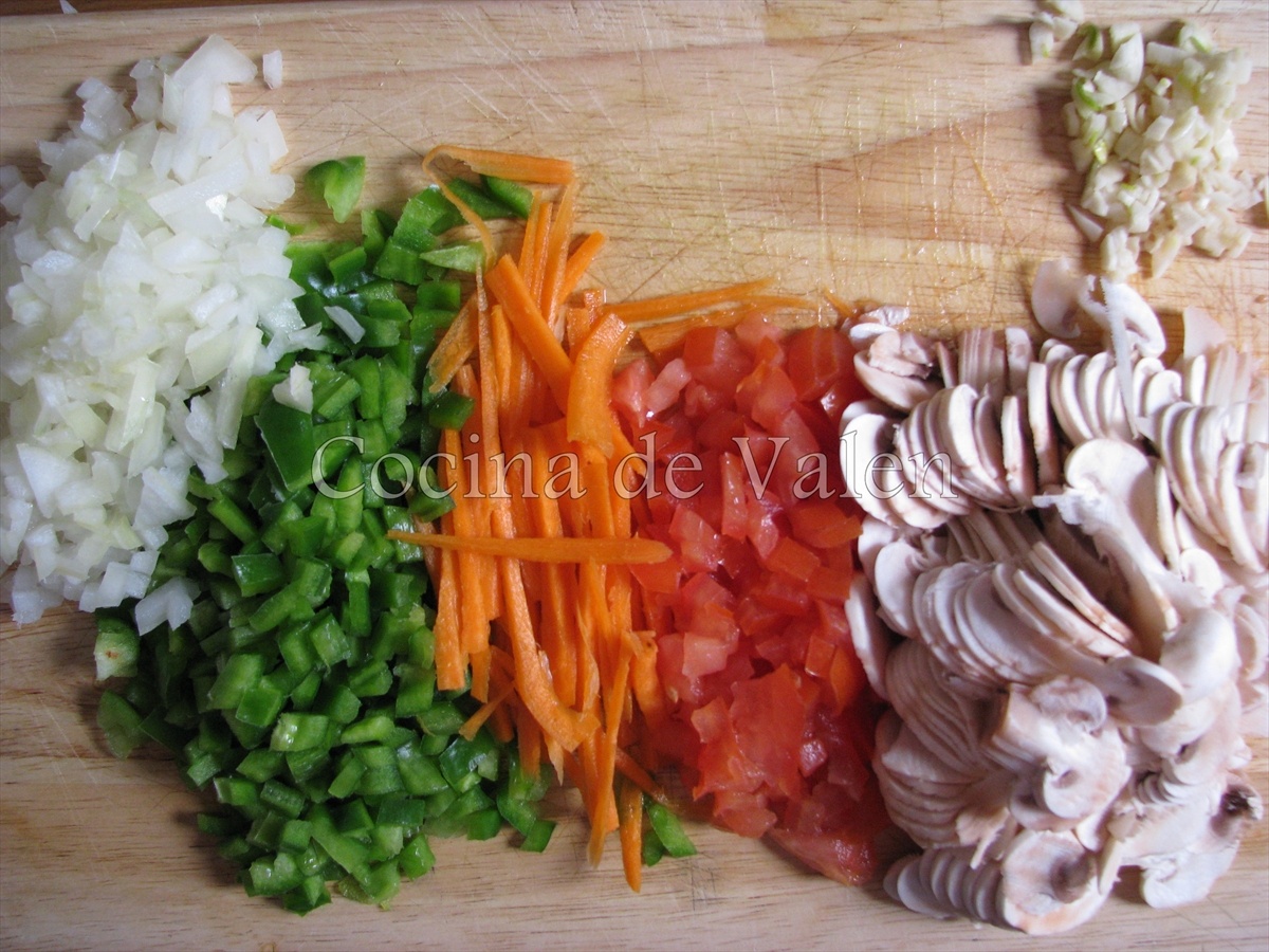 Empanada de hojaldre rellena de carne - Cocina de Valen