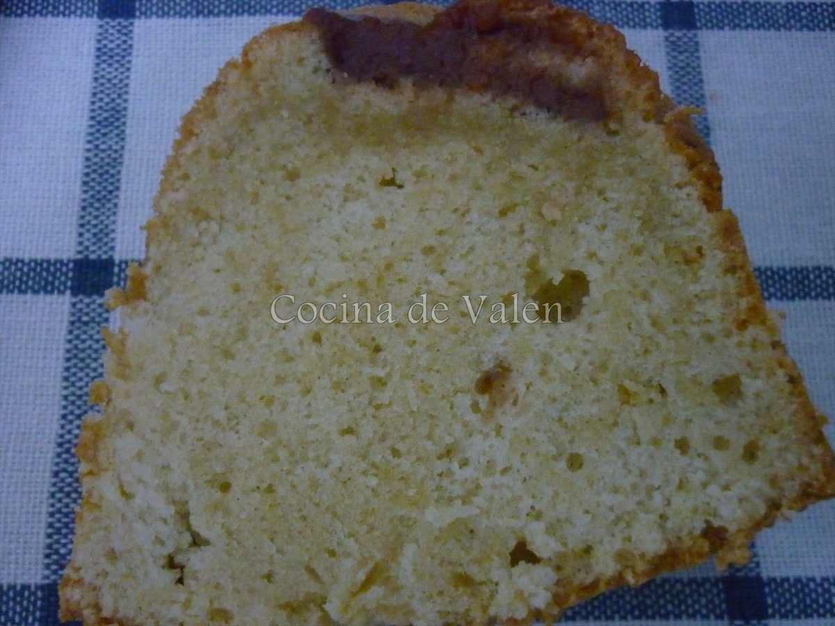 Bizcocho súper esponjoso - Cocina de Valen