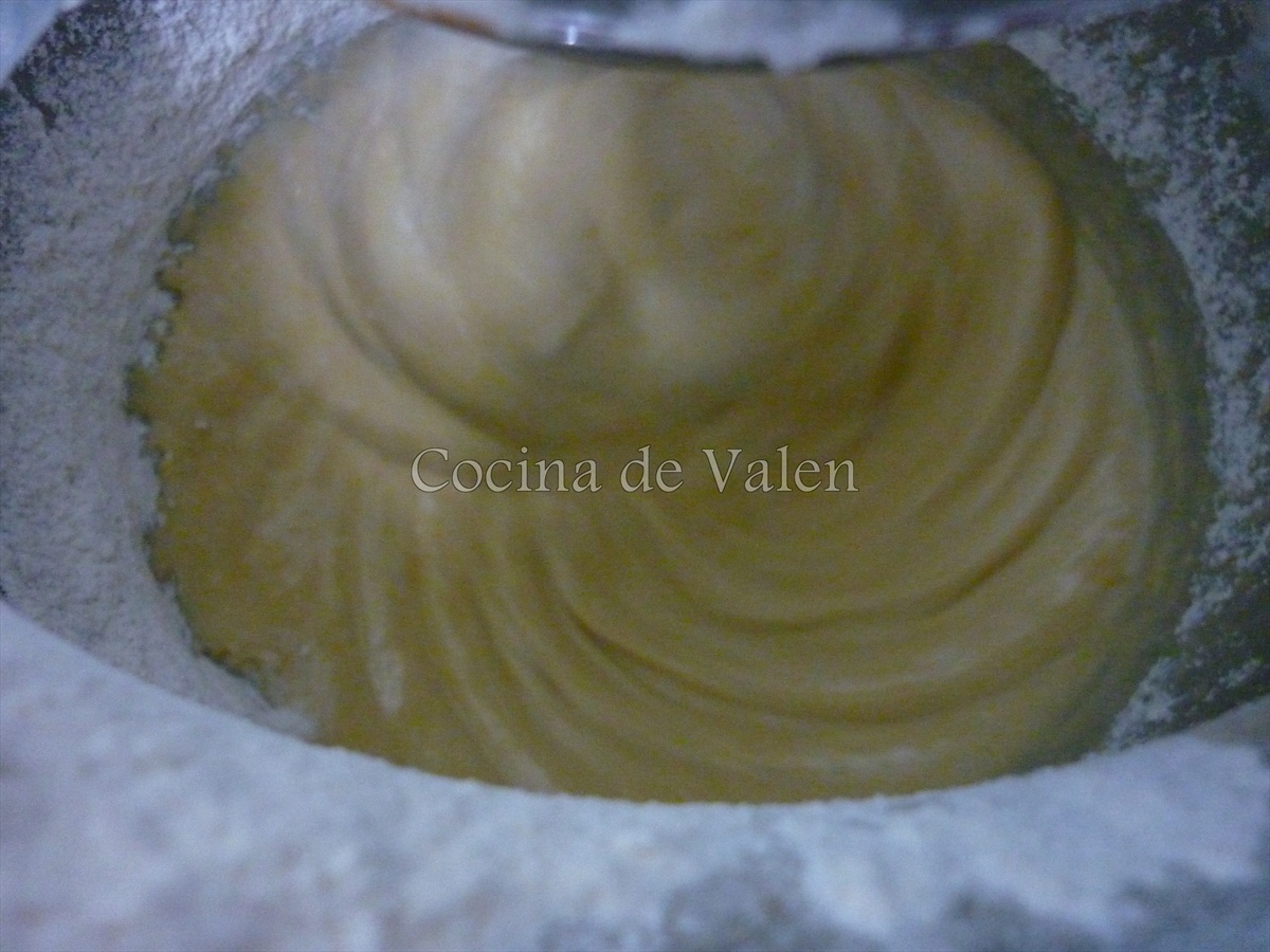 Bizcocho súper esponjoso - Cocina de Valen