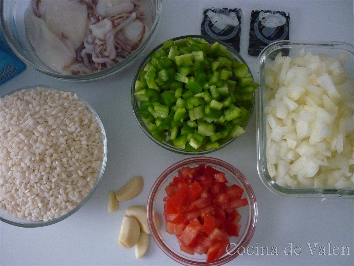 Arroz negro con calamares - Cocina de Valen