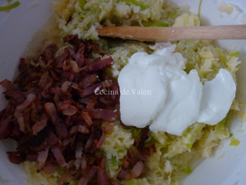 Pan de queso con bacon y ajoporro - Cocina de Valen