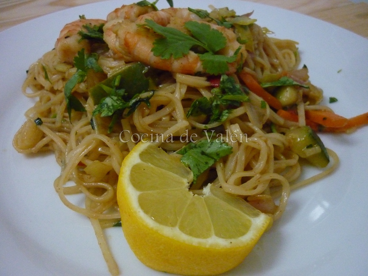 Pad Thai de Gambas - Cocina de Valen