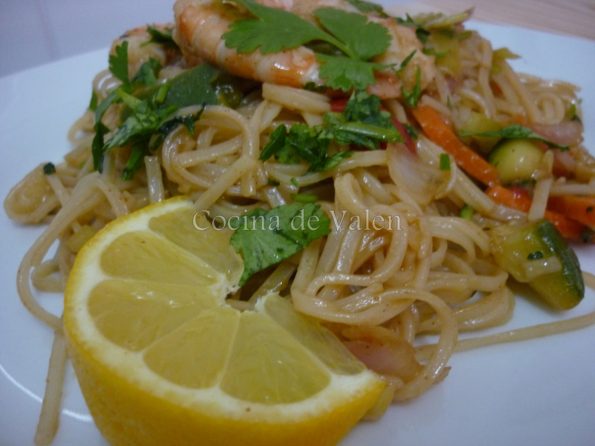 Pad Thai de Gambas - Cocina de Valen