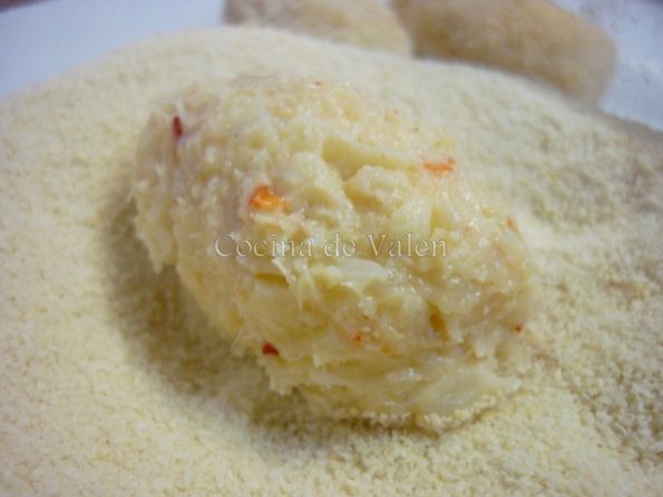 Preparación de las croquetas de merluza - Cocina de Valen