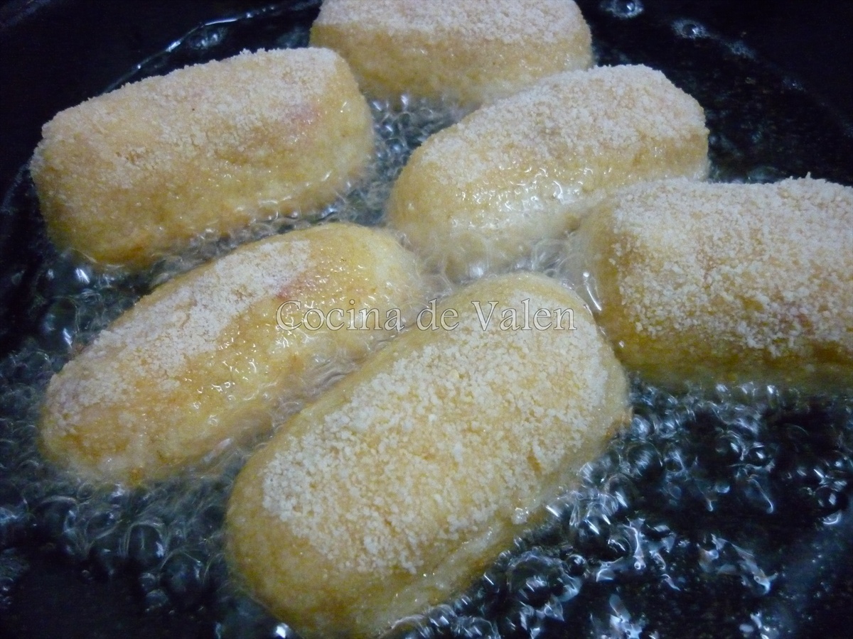 Preparación de las croquetas de merluza - Cocina de Valen
