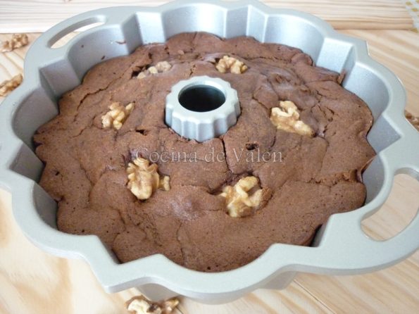 Bizcocho jugoso de Chocolate - Cocina de Valen