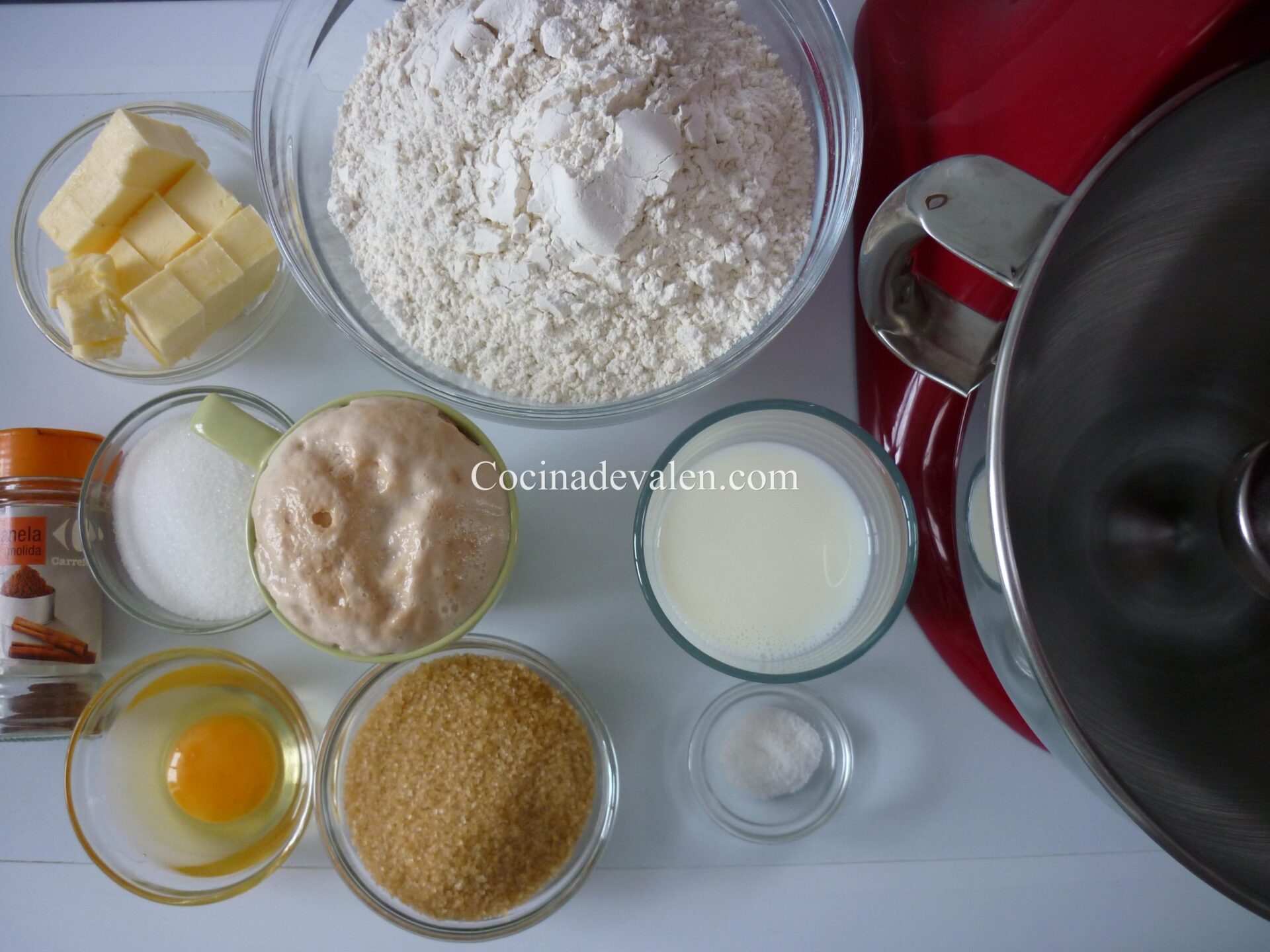 Cinnamon Rolls - Cocina de Valen