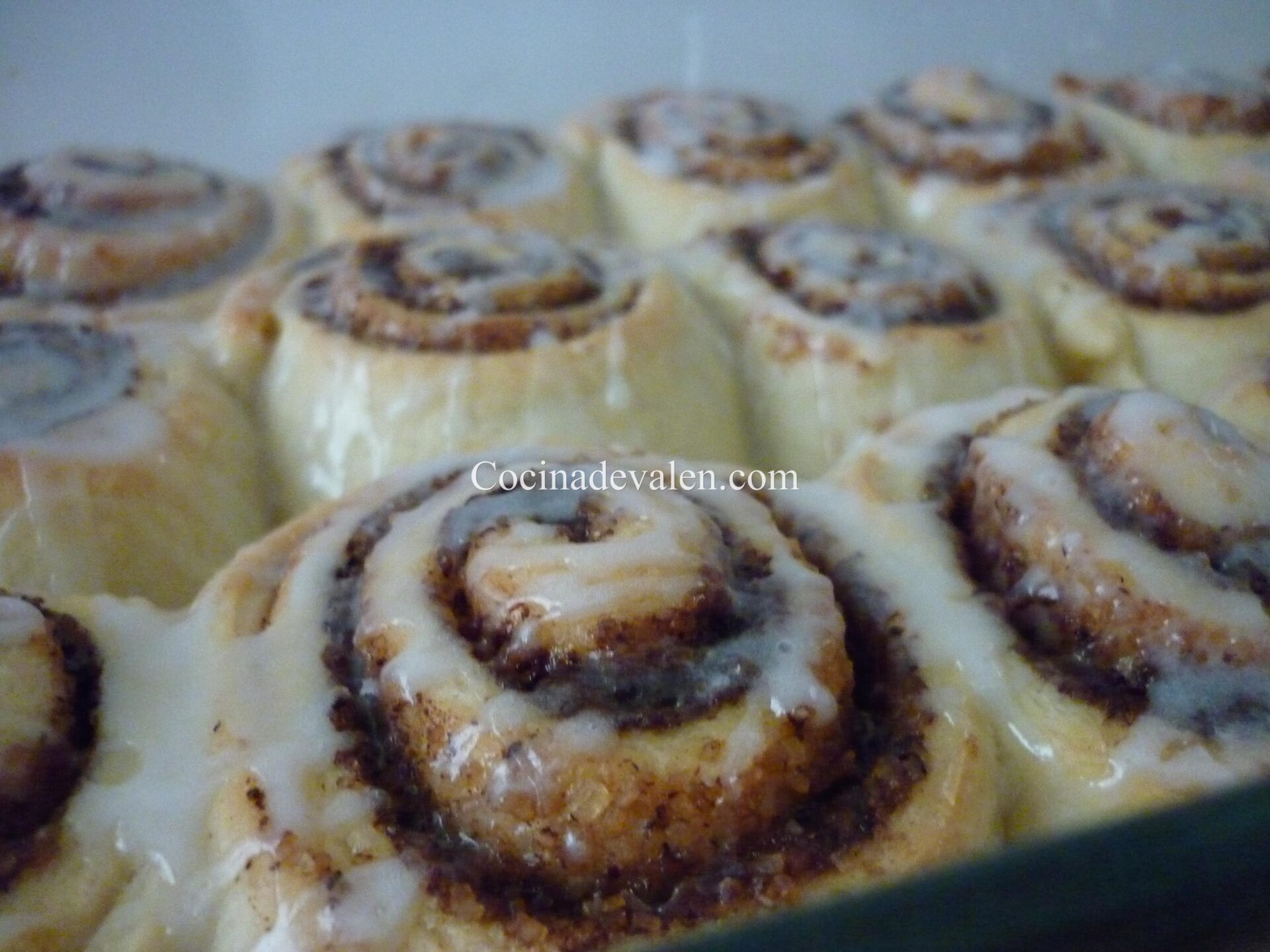 Cinnamon Rolls - Cocina de Valen