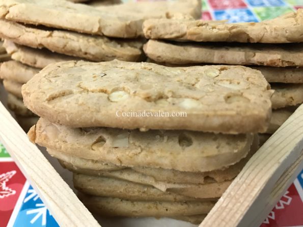 Galletas crujientes con piñones y nueces - Cocina de Valen
