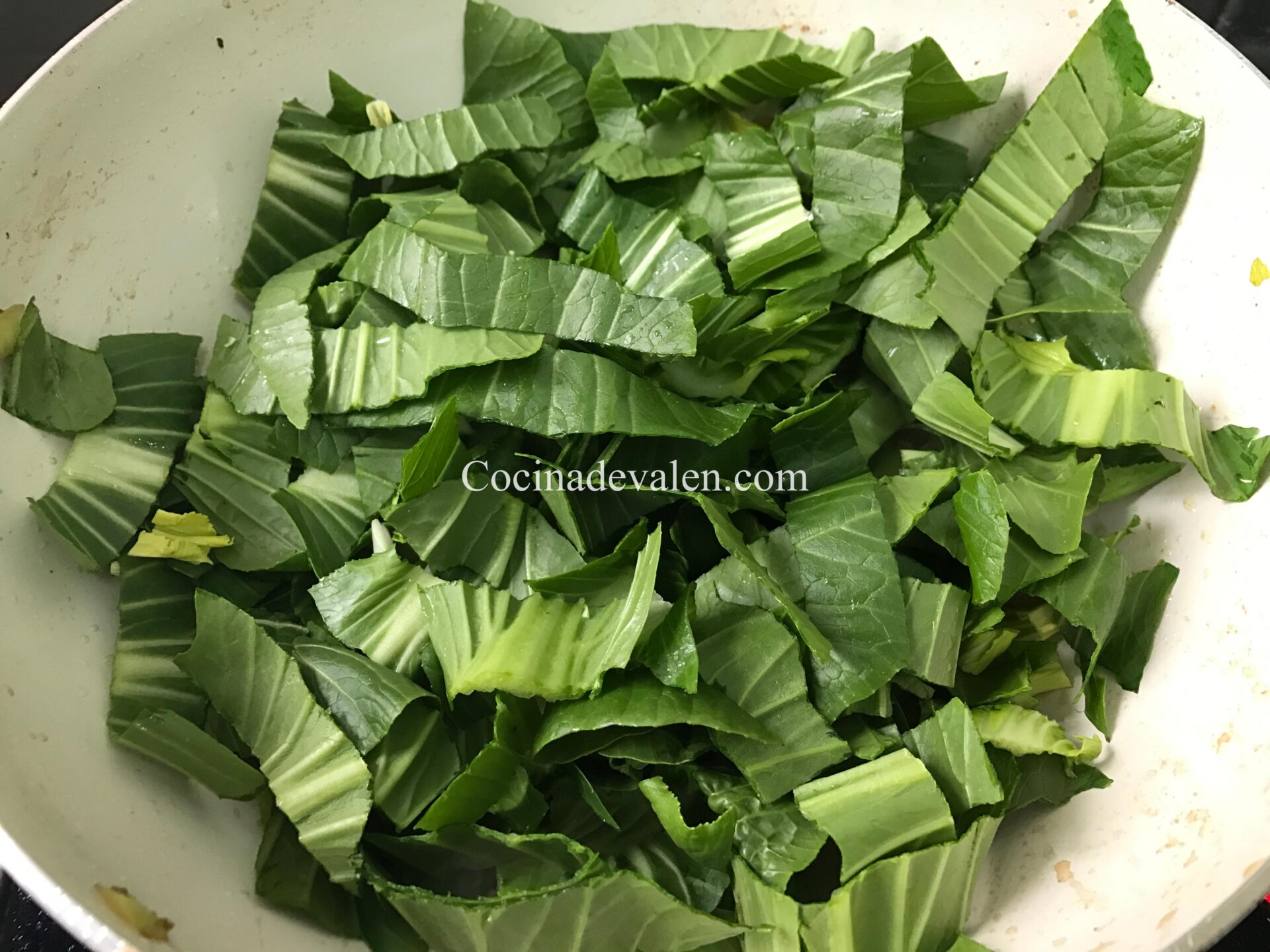 Tallarines salteados con Pak choi y pollo - Cocina de Valen