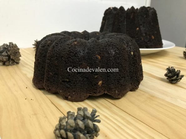 Bizcocho de Chocolate y frutos secos - Cocina de Valen