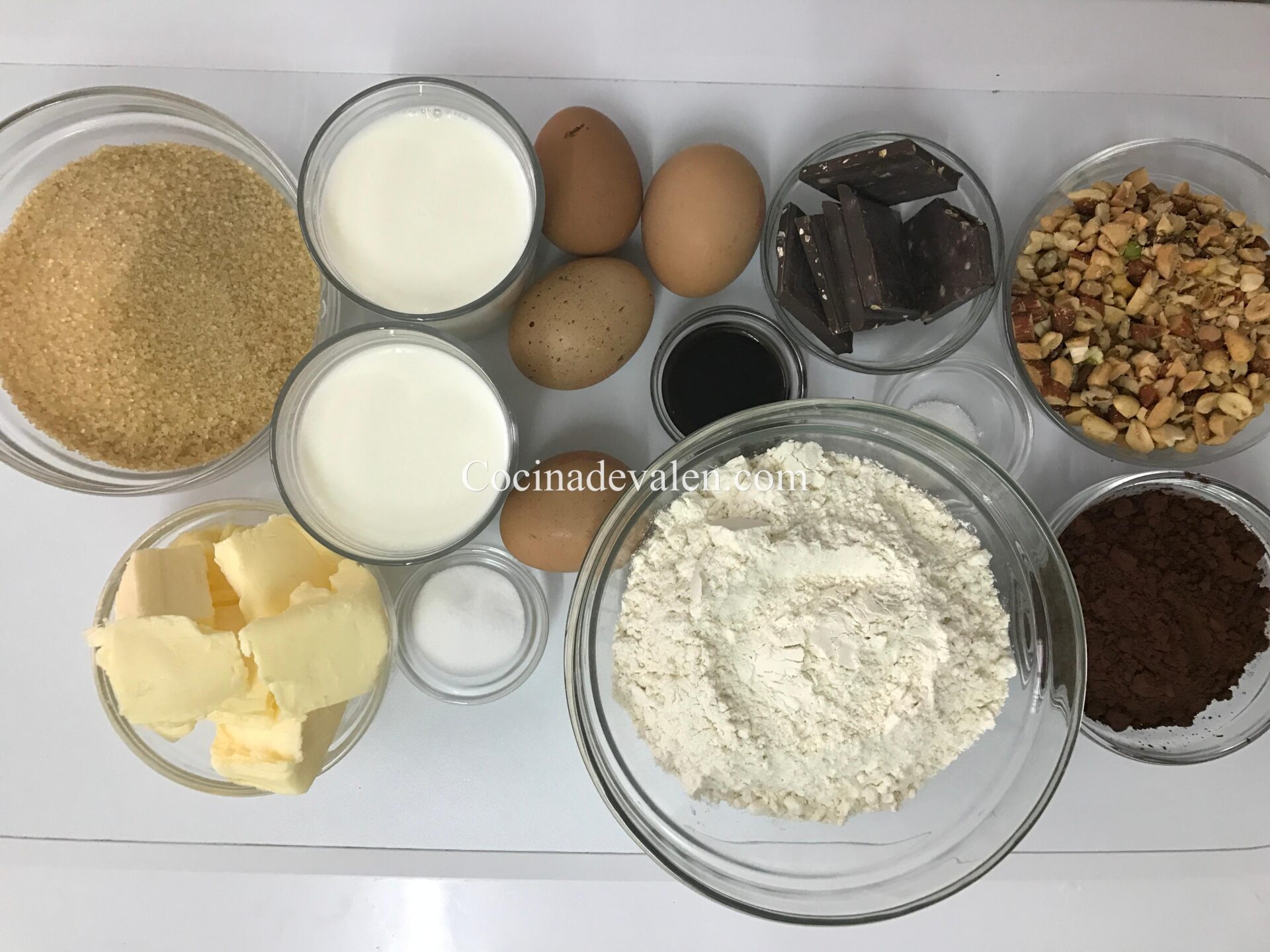 Bizcocho de Chocolate y frutos secos - Cocina de Valen
