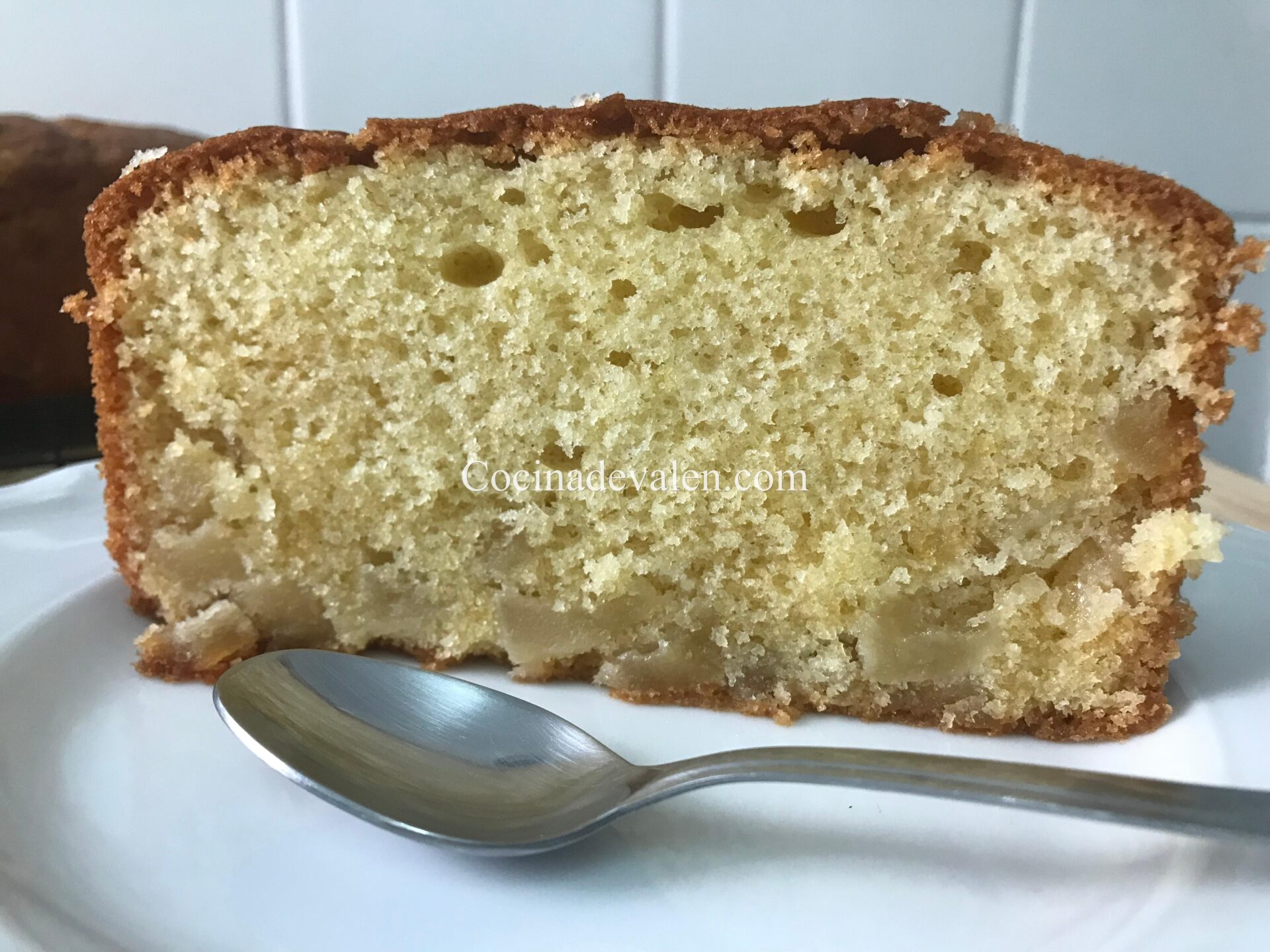 Bizcocho Cuatro cuartos de Manzana Bizcocho Cuatro cuartos de Manzana - Cocina de Valen