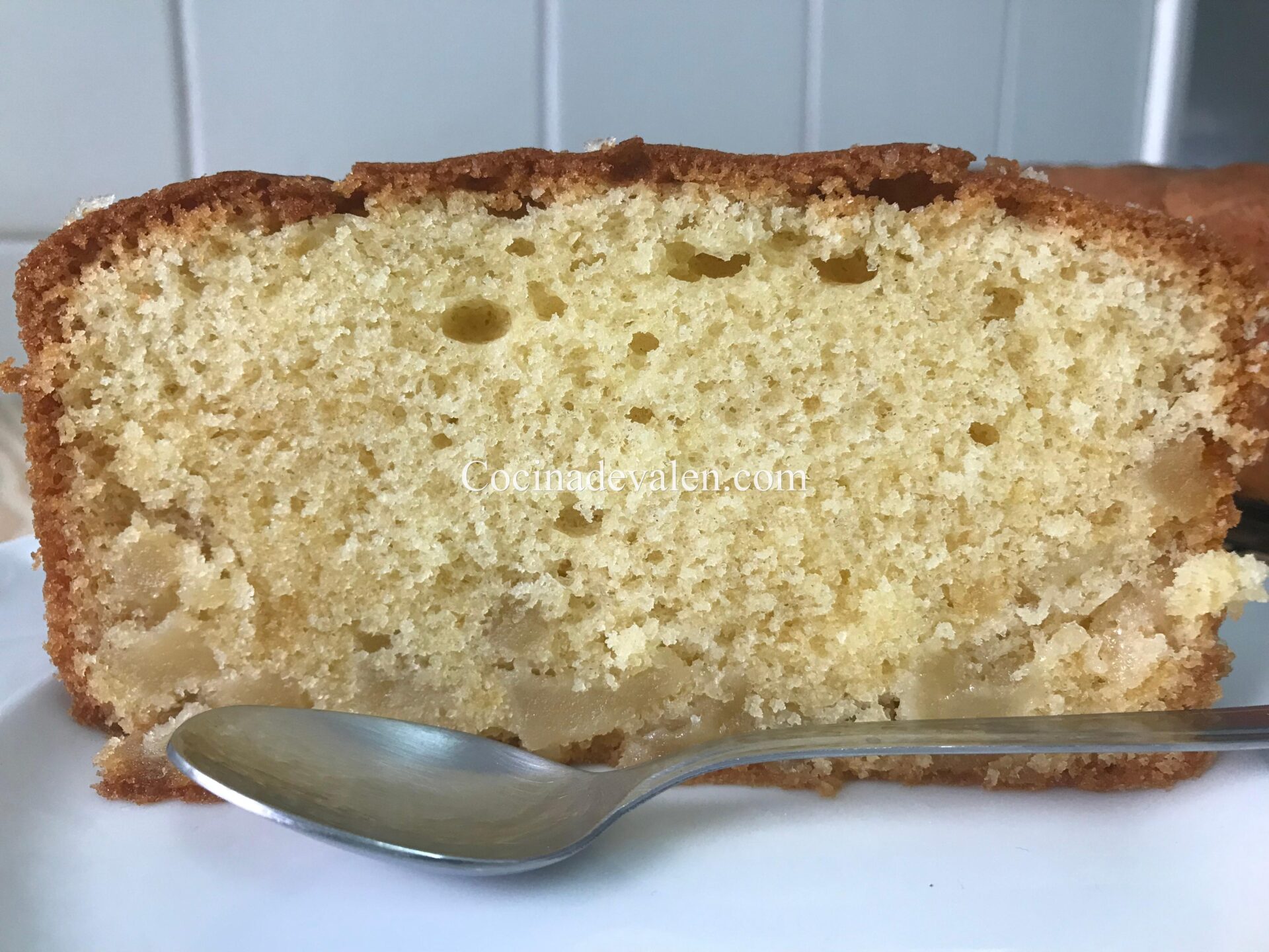 Bizcocho Cuatro cuartos de Manzana Bizcocho Cuatro cuartos de Manzana - Cocina de Valen