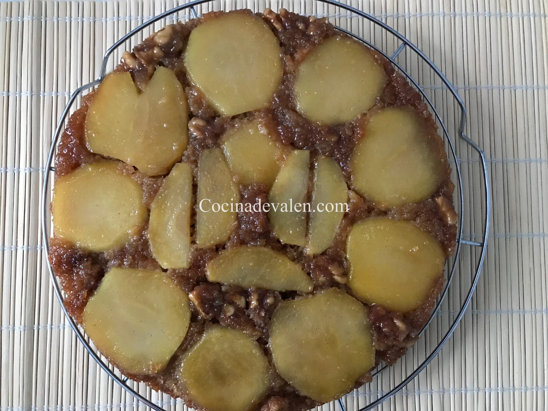 Bizcocho invertido de manzana - Cocina de Valen