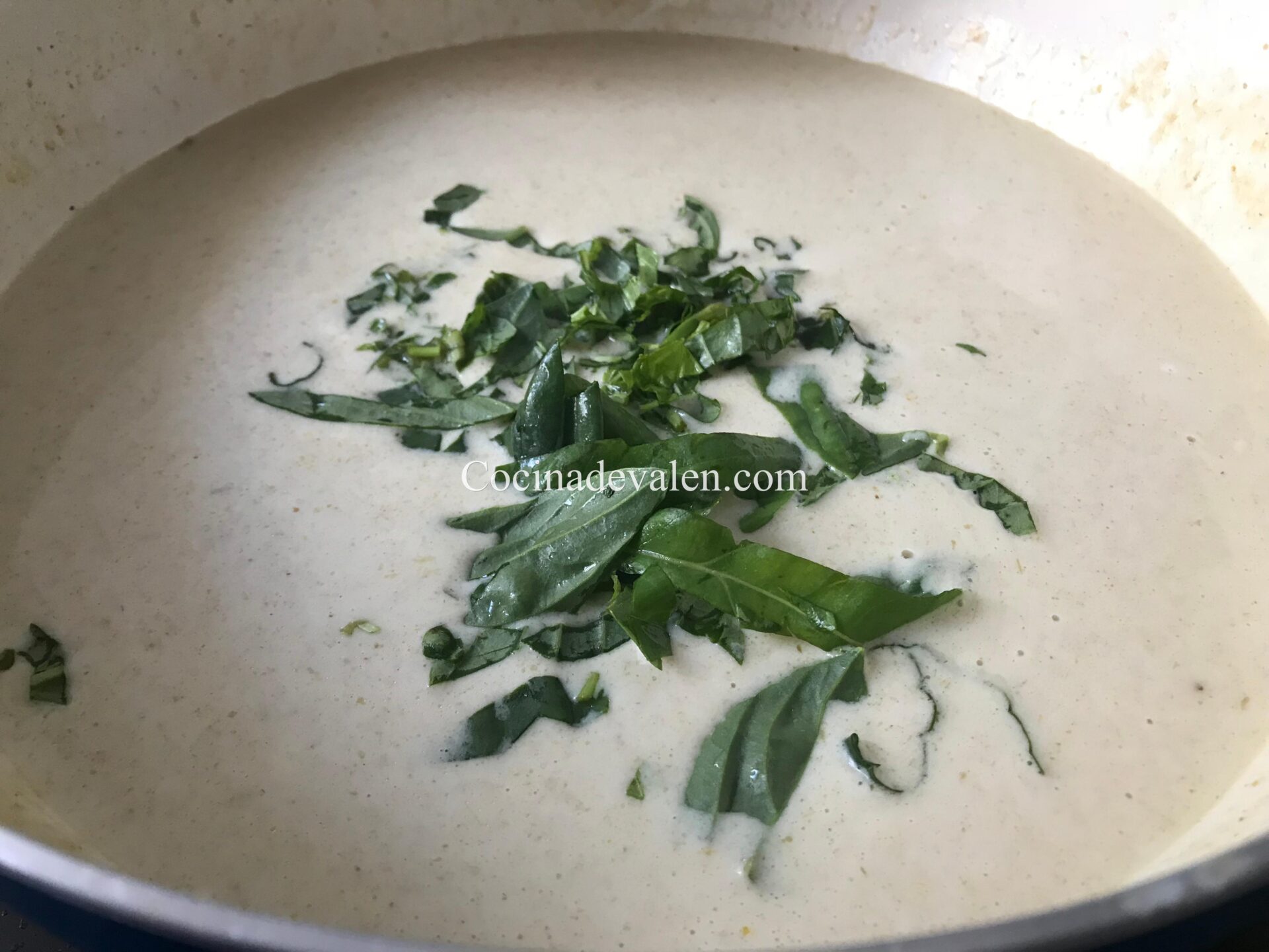 Pollo al curry verde