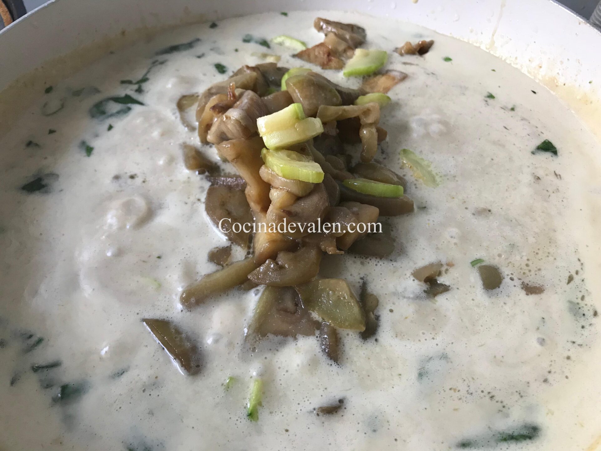 Pollo al curry verde