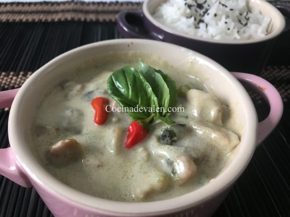 Pollo al curry verde