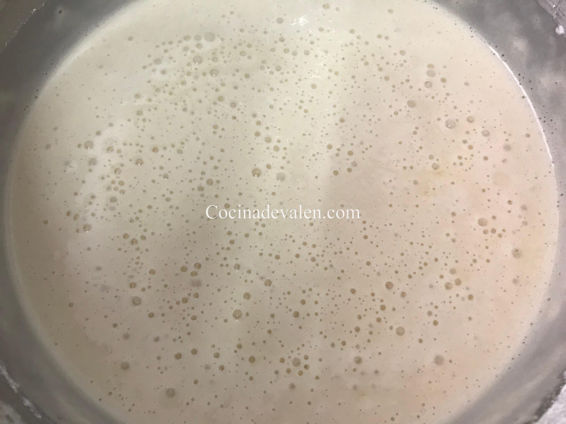 Bizcocho de leche caliente