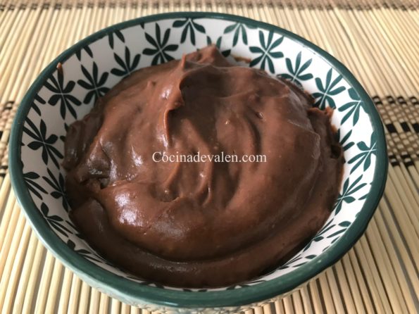 Crema Pastelera de Chocolate