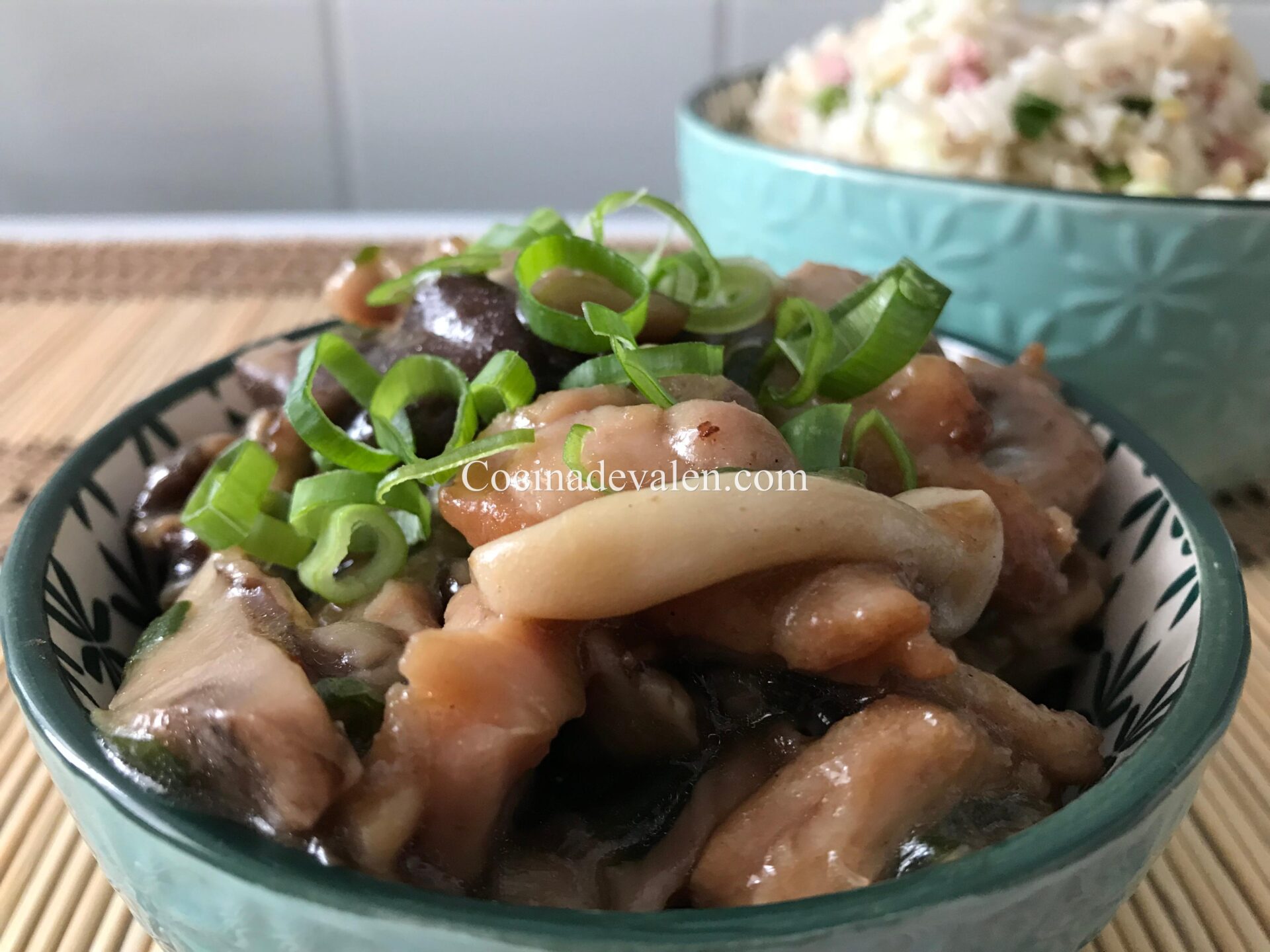 Pollo con hongos y salsa de ostras Pollo con hongos y salsa de ostras