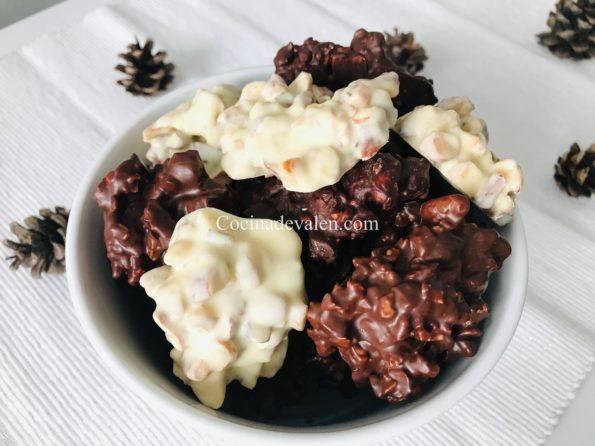 Roquitas de frutos secos y chocolate